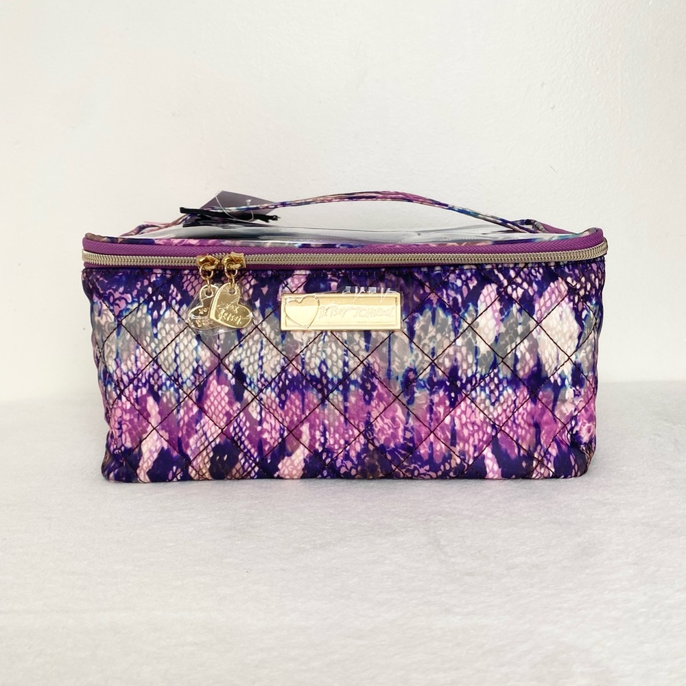 ❗️SOLD❗️Betsey Johnson cosmetic bags